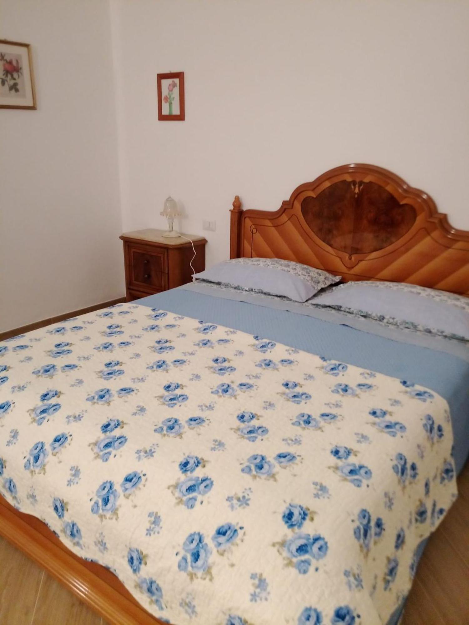 Oschiri A Casa Di Zia Bed & Breakfast エクステリア 写真